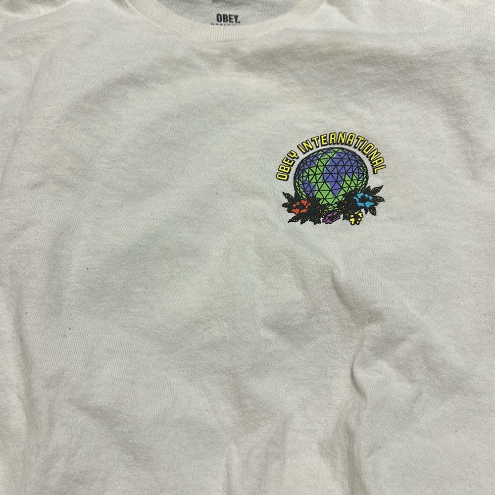 obey t-shirt